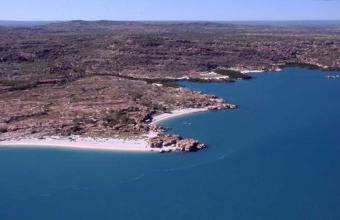 images/camp-gallery/5-Kimberley-fishing-tours-one-tree-beach.jpg