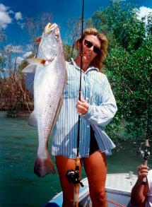 images/fishing-bottom-gallery/1-barramundi-fishing-tours-in-the-Kimberley.jpg